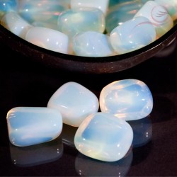 pierres roulées d'opale bleue