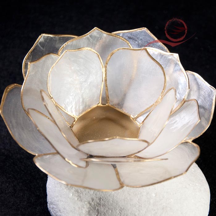 White rose petals candle holder