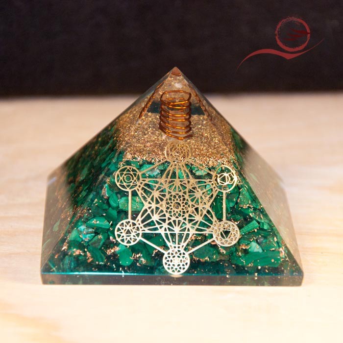 Orgone metatron pyramid in malachite Orgone metatron pyramid in malachite