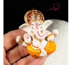 Mini statue de Ganesh en couleur