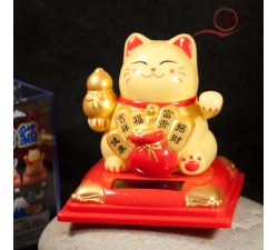 Cat maneki neko ochre