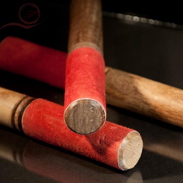 Baton bol tibétain, feutre noir Baton bol tibétain, feutre noir